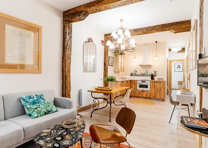 Aston - Old Town Flat بلباو